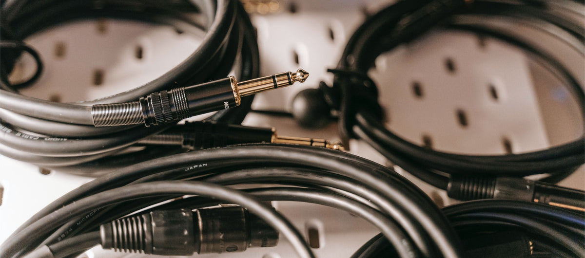 Which Plug Do I Choose For My Headset? – Downunder Pilot Shop Australia