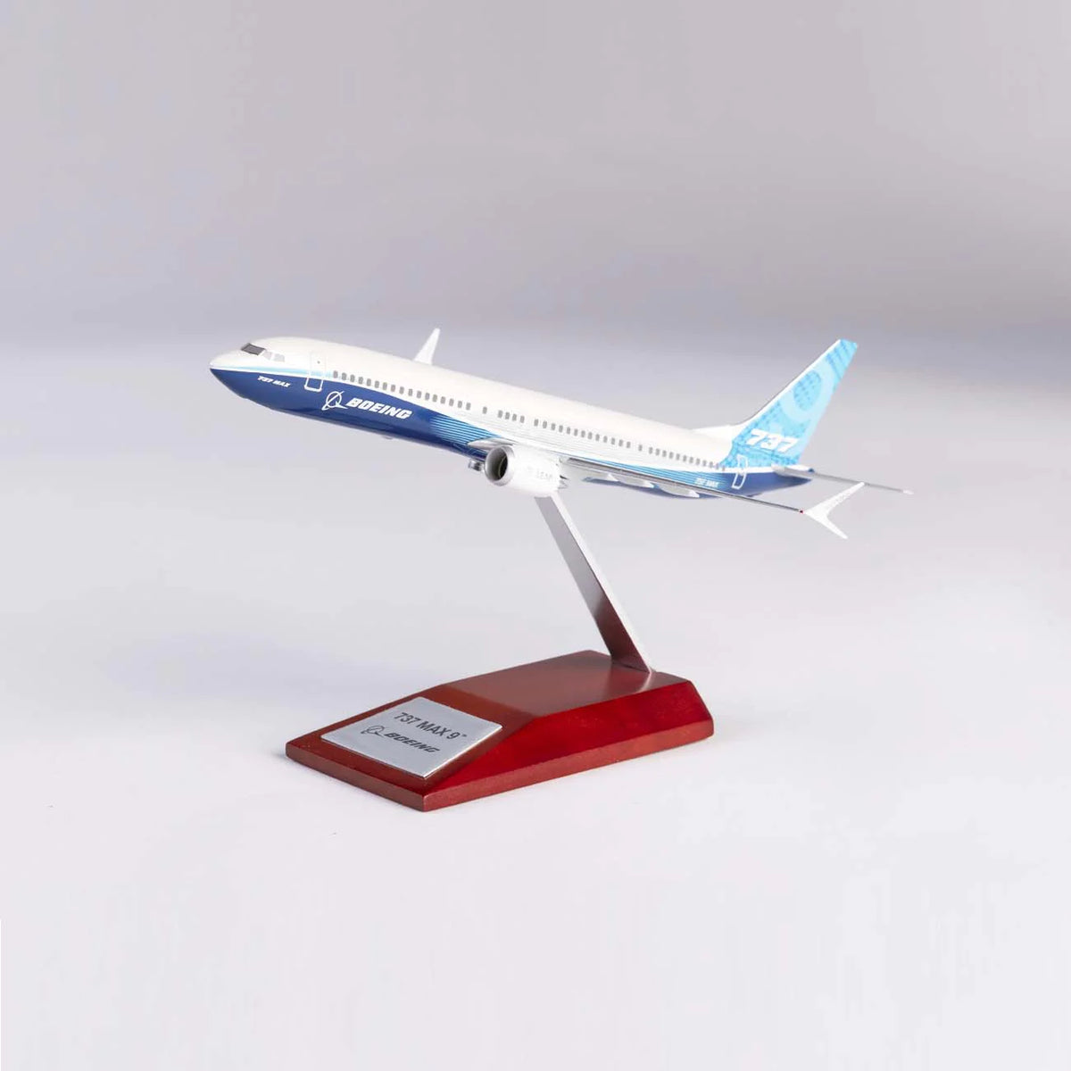 Boeing 737 MAX 9 1:200 Model Airplane with Stand – Downunder Pilot